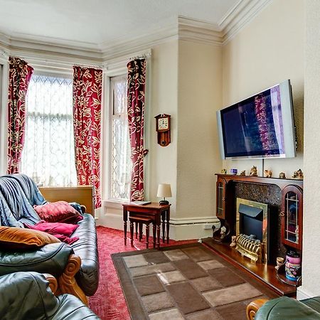 Waverley House Apartments Blackpool Bagian luar foto