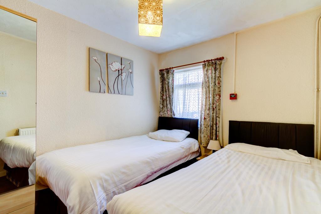 Waverley House Apartments Blackpool Bagian luar foto