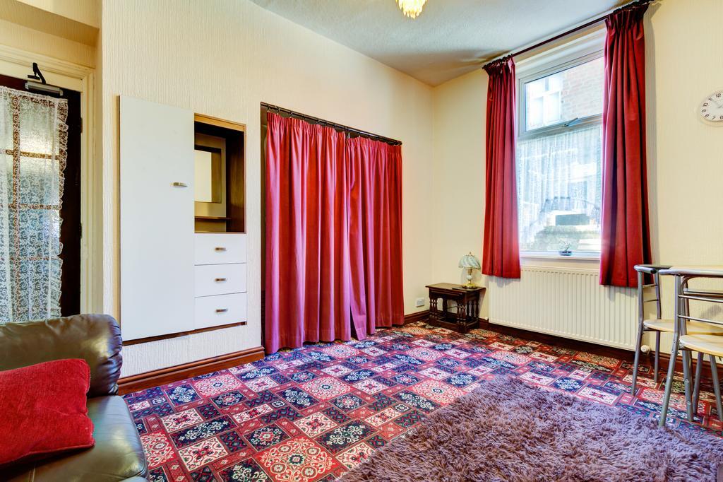 Waverley House Apartments Blackpool Bagian luar foto