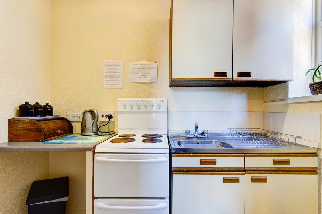 Waverley House Apartments Blackpool Bagian luar foto