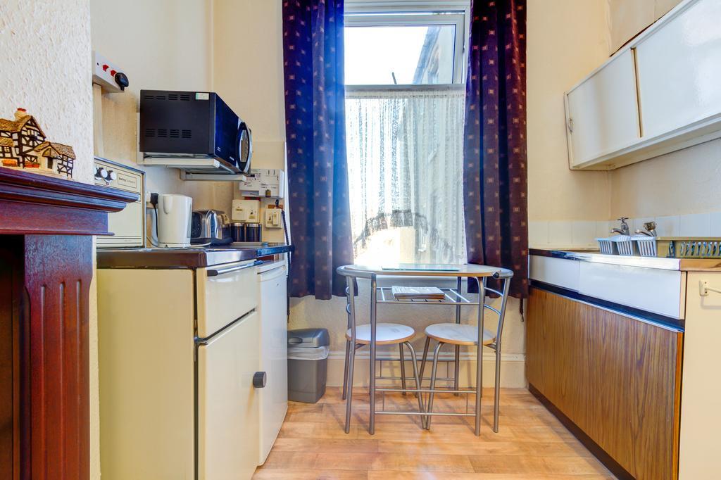 Waverley House Apartments Blackpool Bagian luar foto
