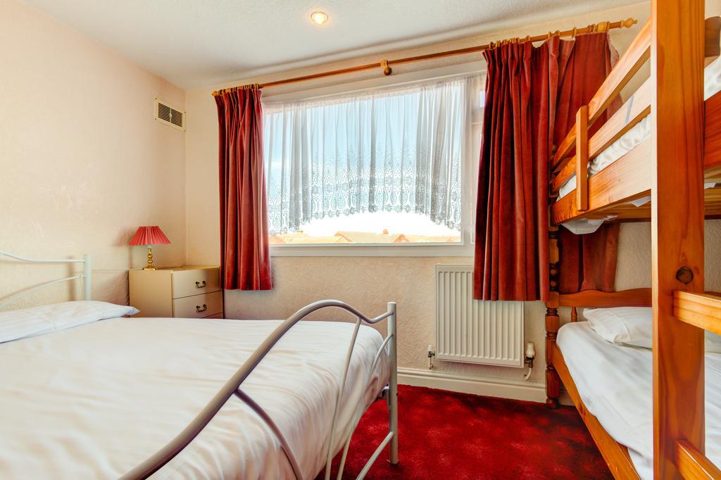 Waverley House Apartments Blackpool Bagian luar foto