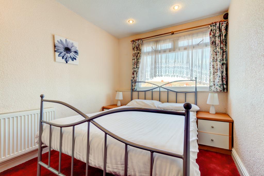 Waverley House Apartments Blackpool Bagian luar foto