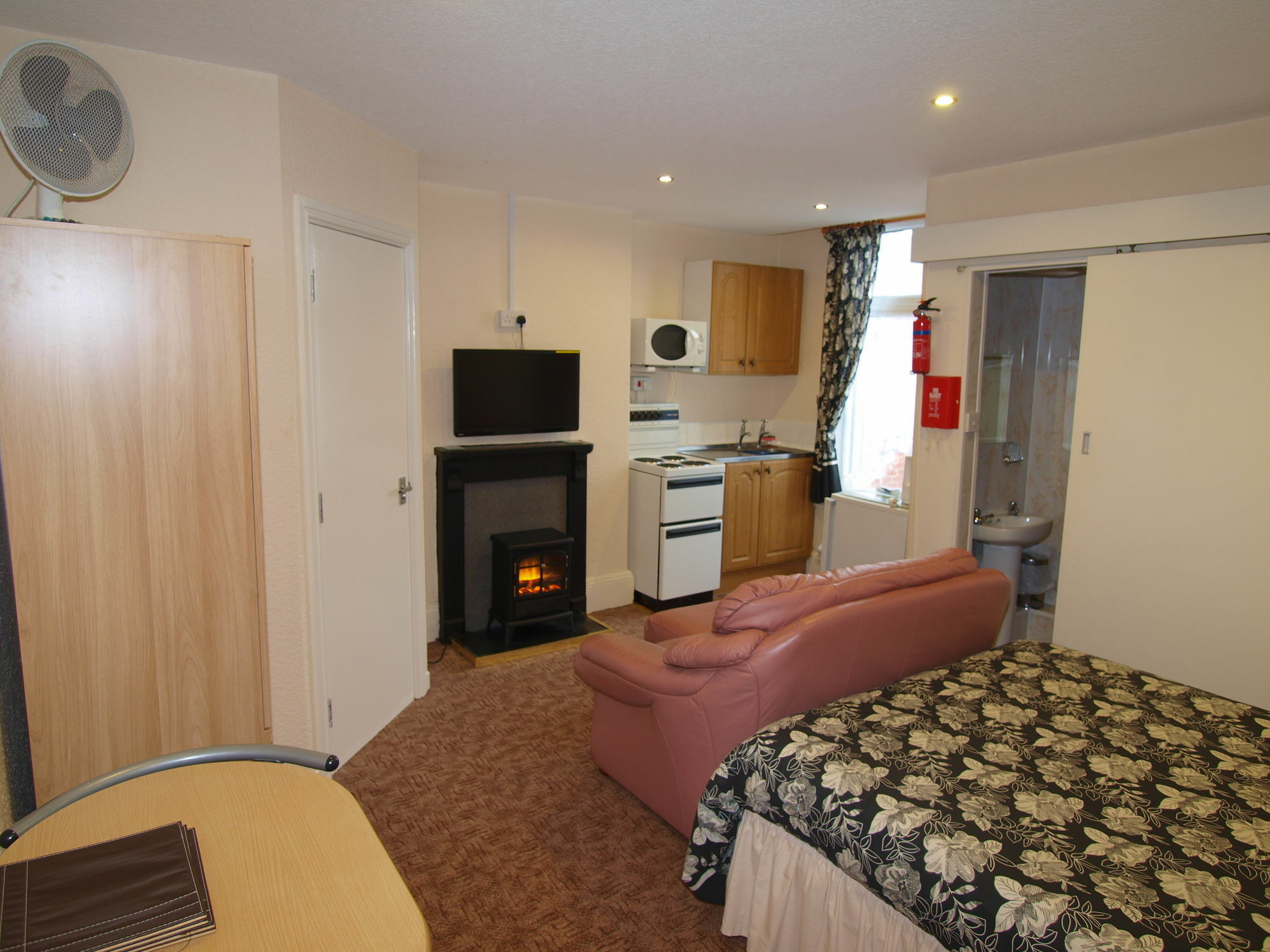 Waverley House Apartments Blackpool Bagian luar foto